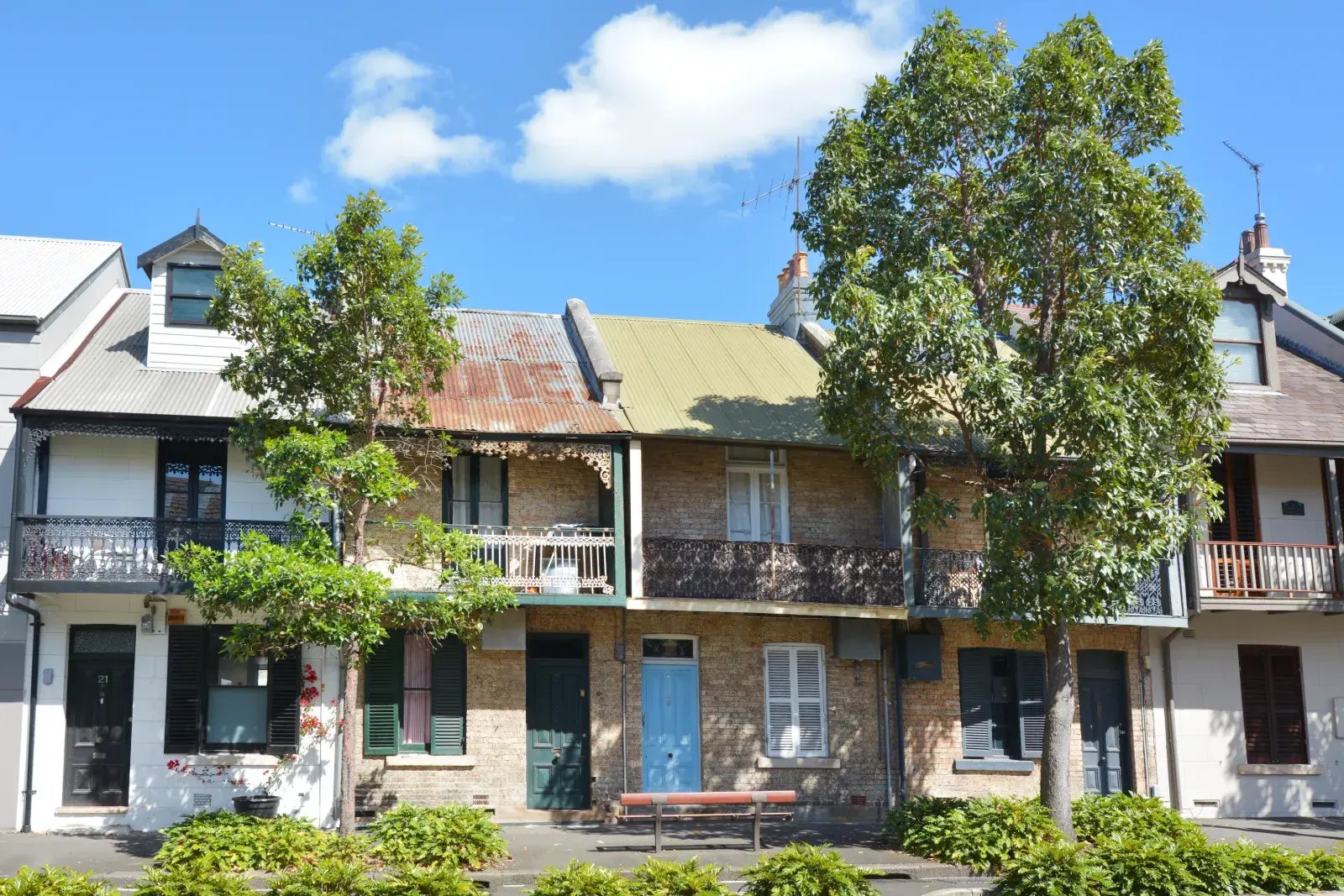 Victorian terrace houses on a Sydney street
